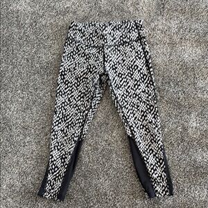 Nike dri fit capris leggings
